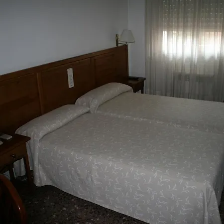 招待所 普恩特德彼德拉旅馆 3*